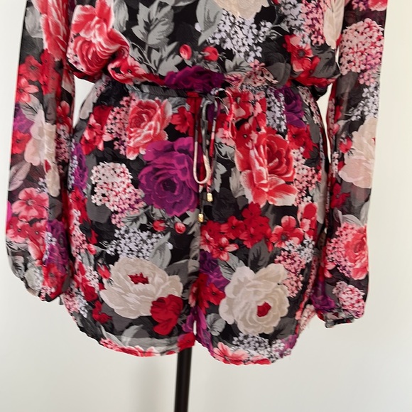 Dynamite floral romper - Picture 5 of 11